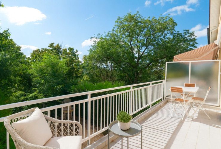 Charmante villa jumelée de 6 pièces à Aïre